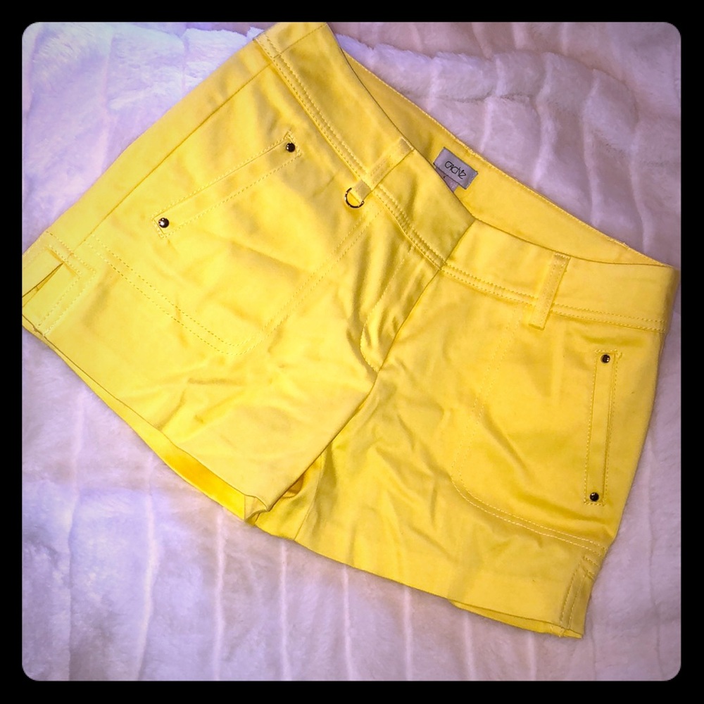Cache tailored yellow cotton stretch shorts